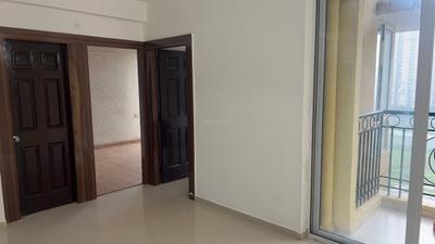 Living Room Image of 700 Sq.ft 2 BHK Apartment / Flat for rent in Prateek Grand City, Siddharth Vihar Ghaziabad for Rs. 20500