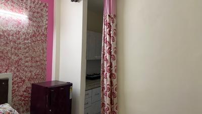 Bedroom Image of 450 Sq.ft 1 BHK Builder Floor for rent in Sector 56 Gurgaon for Rs. 26000