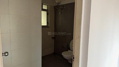 Image of 1850 Sq.ft 3 BHK Apartment / Flat for rent in Adani The Meadows, Shantigram, Ahmedabad for Rs. 33000