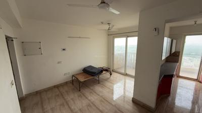Living Room Image of 888 Sq.ft 2 BHK Apartment / Flat for sale in Royal Heritage, Sector 70 Faridabad for Rs. 7000000