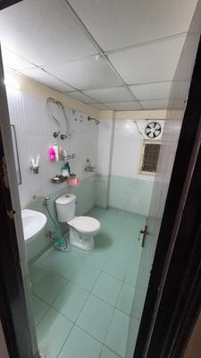 Image of 1150 Sq.ft 2 BHK Apartment / Flat for rent in Panchsheel Wellington, Crossings Republik, Ghaziabad for Rs. 18000