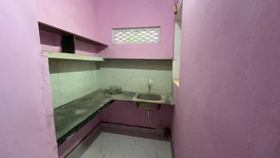 Kitchen Image of 700 Sq.ft 2 BHK Builder Floor for rent in Tajpur Varanasi for Rs. 14000