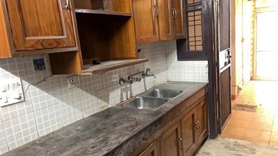 Kitchen Image of 4200 Sq.ft 4.5 BHK Villa for rent in Sector 51 Gurgaon for Rs. 70000