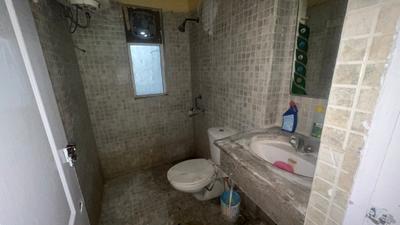 Image of 1110 Sq.ft 3 BHK Apartment / Flat for rent in Paras Tierea, Sector 137, Noida for Rs. 26000