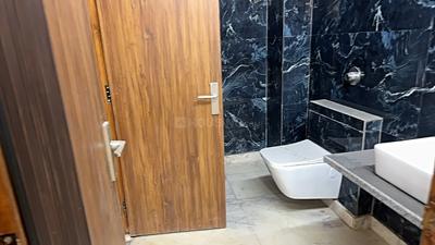 Image of 1900 Sq.ft 3 BHK Builder Floor for sale in Sector 8 Dwarka, New Delhi for Rs. 18000000
