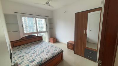 Bedroom Image of 1235 Sq.ft 2 BHK Apartment / Flat for rent in Amanora Aspire Towers, Hadapsar Pune for Rs. 46000