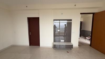 Living Room Image of 1350 Sq.ft 3 BHK Apartment / Flat for sale in Amrapali Heartbeat City II, Sector 107 Noida for Rs. 14920000