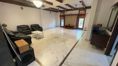 Living Room Image of 3078 Sq.ft 3.5 BHK Independent House for rent in Sector 10A Gurgaon for Rs. 100000