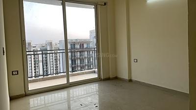 Bedroom Image of 740 Sq.ft 3 BHK Apartment / Flat for sale in ROF Aalayas Phase 2, Sector 102 Gurgaon for Rs. 7600000