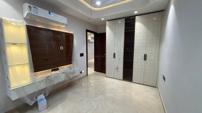 Bedroom Image of 1400 Sq.ft 3 BHK Apartment / Flat for sale in Sector 5 Rohini New Delhi for Rs. 16000000