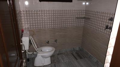 Image of 1600 Sq.ft 2 BHK Apartment / Flat for rent in Sector-4, Rohtak for Rs. 17000