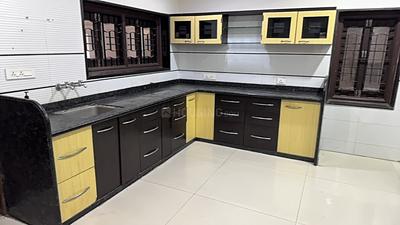 Kitchen Image of 2500 Sq.ft 4 BHK Independent House for rent in Besa Nagpur for Rs. 37000