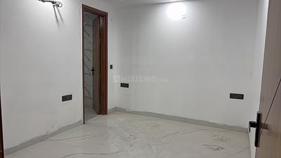 Bedroom Image of 1800 Sq.ft 4 BHK Apartment / Flat for sale in Sultanpur New Delhi for Rs. 15000000