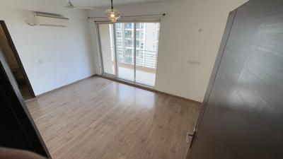 Bedroom Image of 2448 Sq.ft 4 BHK Apartment / Flat for sale in ABA Cleo County, Sector 121 Noida for Rs. 56000000
