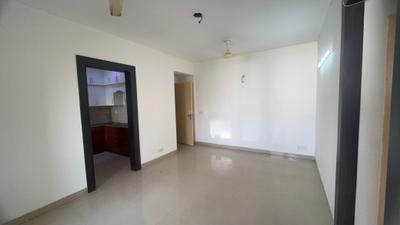 Living Room Image of 975 Sq.ft 2 BHK Apartment / Flat for rent in Jaypee Kosmos, Sector 134 Noida for Rs. 24000