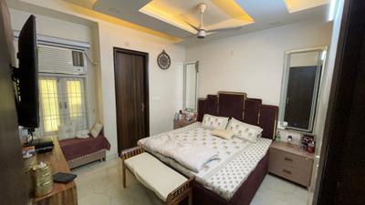 Bedroom Image of 855 Sq.ft 3 BHK Builder Floor for sale in Mahavir Enclave New Delhi for Rs. 7700000