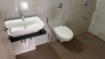 Image of 1050 Sq.ft 2 BHK Apartment / Flat for rent in Zen Elite, Kharadi, Pune for Rs. 40000