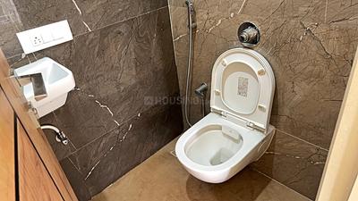 Image of 650 Sq.ft 2 BHK Apartment / Flat for sale in Ghatkopar East, Mumbai for Rs. 24000000