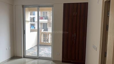 Bedroom Image of 1165 Sq.ft 3 BHK Apartment / Flat for rent in Oro Elements, Jankipuram Lucknow for Rs. 17600