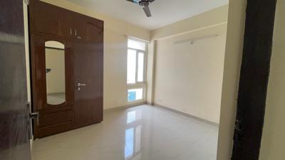 Bedroom Image of 1215 Sq.ft 2 BHK Apartment / Flat for rent in Today Ridge Residency, Bajidpur Noida for Rs. 28000