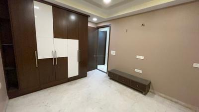 Bedroom Image of 1400 Sq.ft 3 BHK Builder Floor for rent in Surajmal Vihar New Delhi for Rs. 50000