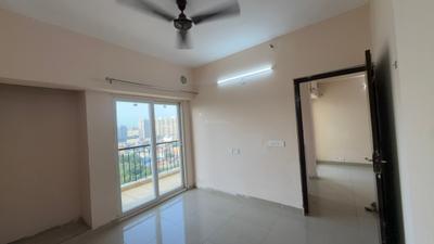 Bedroom Image of 585 Sq.ft 1 BHK Apartment / Flat for rent in Amrapali Dream Valley 2, Noida Extension Greater Noida for Rs. 16000