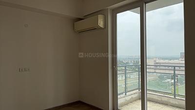 Bedroom Image of 2606 Sq.ft 4 BHK Apartment / Flat for sale in DLF The Primus, Sector 82A Gurgaon for Rs. 48000000