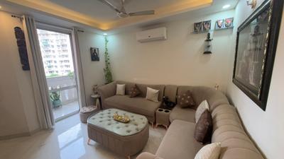 Living Room Image of 800 Sq.ft 2 BHK Apartment / Flat for sale in DLF Princeton Estate, Sector 53 Gurgaon for Rs. 24000000