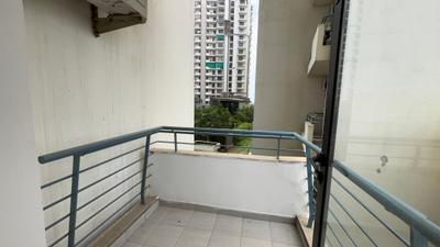 Balcony Image of 1609 Sq.ft 2.5 BHK Apartment / Flat for sale in Godrej Oasis, Sector 88A Gurgaon for Rs. 18600000