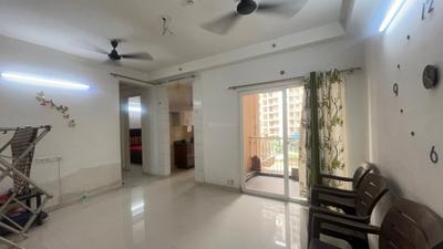 Living Room Image of 1015 Sq.ft 2 BHK Apartment / Flat for rent in Arihant Ambar, Noida Extension Greater Noida for Rs. 18500