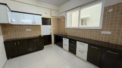 Kitchen Image of 1800 Sq.ft 3 BHK Apartment / Flat for rent in Shell Owners Court Apartment, Kasavanahalli Bengaluru for Rs. 55000