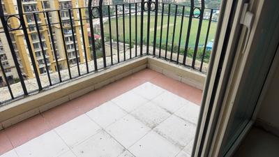 Balcony Image of 1295 Sq.ft 2.5 BHK Apartment / Flat for sale in Apex Athena, Sector 75 Noida for Rs. 17200000