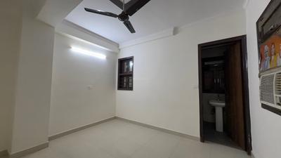 Bedroom Image of 850 Sq.ft 2 BHK Builder Floor for rent in Sector 19 Dwarka New Delhi for Rs. 24000