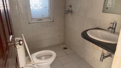 Image of 1340 Sq.ft 3 BHK Apartment / Flat for rent in Mapsko Paradise, Sector 83, Gurgaon for Rs. 31000