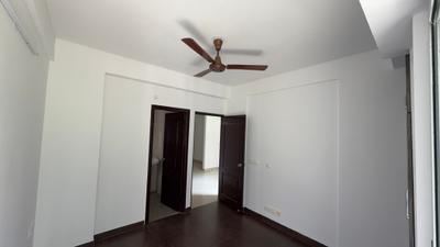 Bedroom Image of 840 Sq.ft 2 BHK Apartment / Flat for sale in Aditya Urban Homes, Bamheta Village Ghaziabad for Rs. 5350000