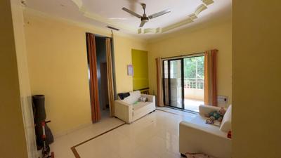 Living Room Image of 610 Sq.ft 1 BHK Apartment / Flat for rent in Warje Pune for Rs. 21000