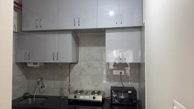 Kitchen Image of 650 Sq.ft 1 BHK Apartment / Flat for rent in Paranjape Blueridge The Groves, Hinjawadi Pune for Rs. 29999