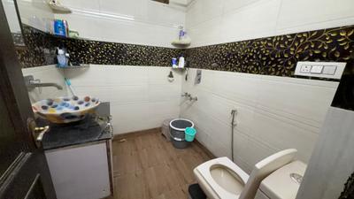 Image of 1000 Sq.ft 2 BHK Builder Floor for sale in Patel Nagar, New Delhi for Rs. 11000000