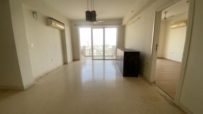 Living Room Image of 1700 Sq.ft 3 BHK Apartment / Flat for sale in DLF Regal Gardens, Sector 90 Gurgaon for Rs. 19900000