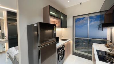 Kitchen Image of 450 Sq.ft 1 BHK Apartment / Flat for sale in Sewri Mumbai for Rs. 13500000