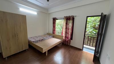 Without Brokerage 1 RK Flat