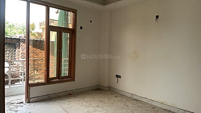 Bedroom Image of 900 Sq.ft 3 BHK Builder Floor for sale in Khanpur New Delhi for Rs. 7200000