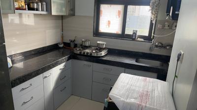 Kitchen Image of 660 Sq.ft 2 BHK Apartment / Flat for sale in Matunga East Mumbai for Rs. 23500000