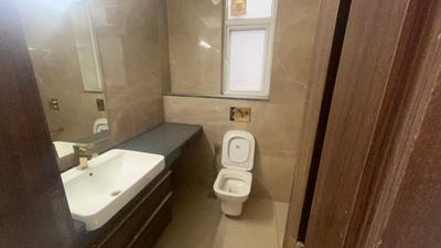 Image of 1055 Sq.ft 2.5 BHK Apartment / Flat for sale in Smartworld Orchard, Sector 61, Gurgaon for Rs. 16500000
