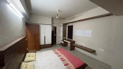 Bedroom Image of 2800 Sq.ft 3 BHK Apartment / Flat for rent in Alkapuri Vadodara for Rs. 45000