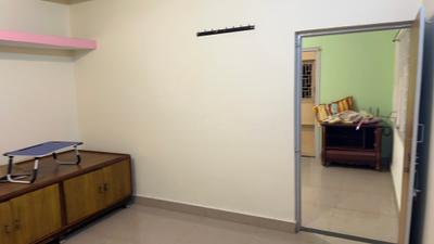 Bedroom Image of 1200 Sq.ft 2 BHK Independent House for rent in Padmanabhanagar Bengaluru for Rs. 20000