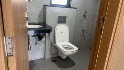 Image of 1500 Sq.ft 3 BHK Apartment / Flat for rent in Godrej Urban Park, Powai, Mumbai for Rs. 115000