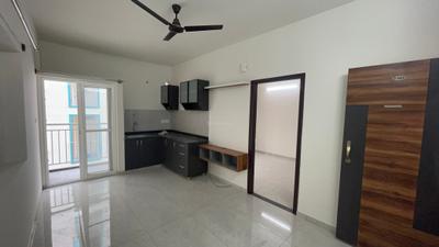 Living Room Image of 650 Sq.ft 1 BHK Apartment / Flat for rent in Whitefield Bengaluru for Rs. 24000