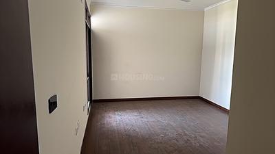 Bedroom Image of 1865 Sq.ft 3 BHK Apartment / Flat for sale in Cosmos Express 99, Sector 99 Gurgaon for Rs. 17500000