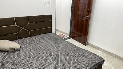 Bedroom Image of 650 Sq.ft 1 BHK Builder Floor for rent in Bulandshahr Indore for Rs. 16000